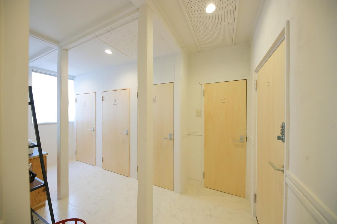 Raku Hostel Osaka Buitenkant foto