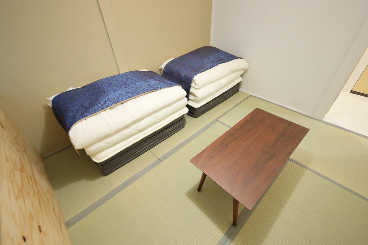 Raku Hostel Osaka Buitenkant foto