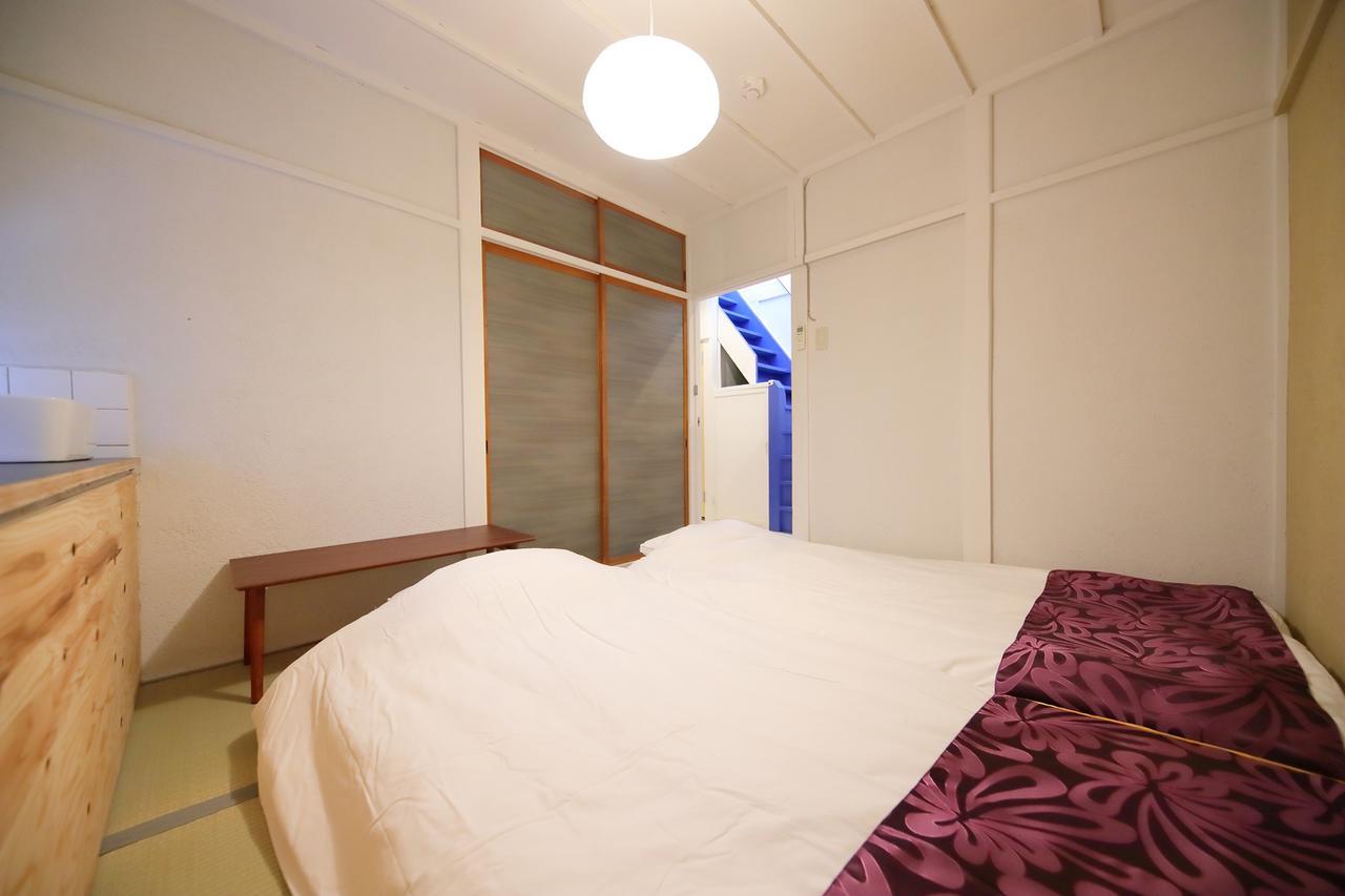 Raku Hostel Osaka Buitenkant foto